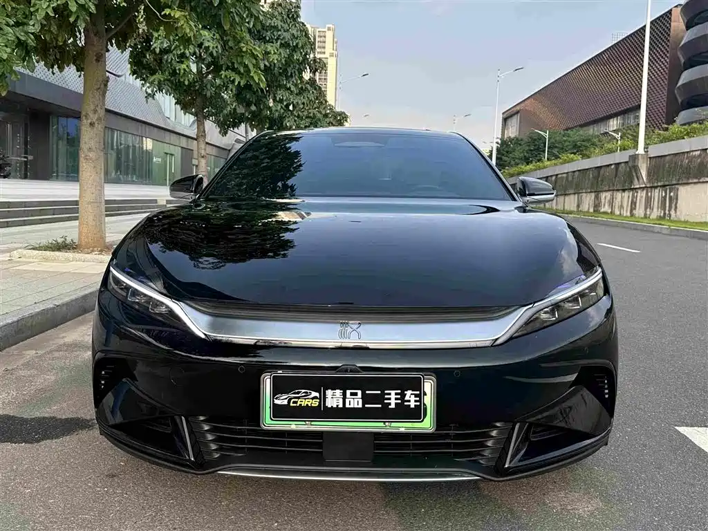Фото 2 - BYD Han