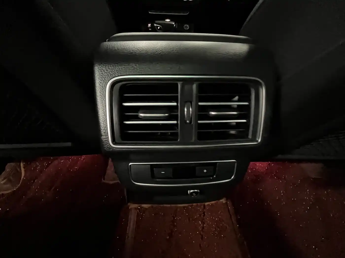 Audi Q5L 2024 Model 40 TFSI Luxury Dynamic фото 22