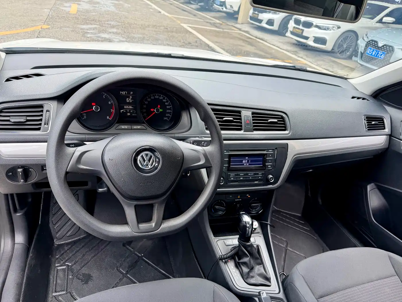 Volkswagen Lavida 2017 1.6L Automatic Trend Edition фото 7