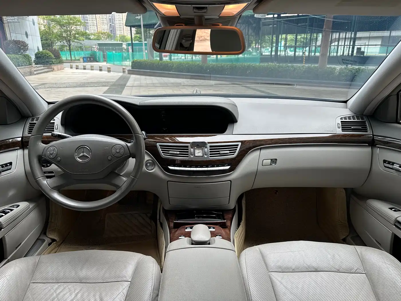 Mercedes-Benz S-Class 2010 S 300 L Business фото 9