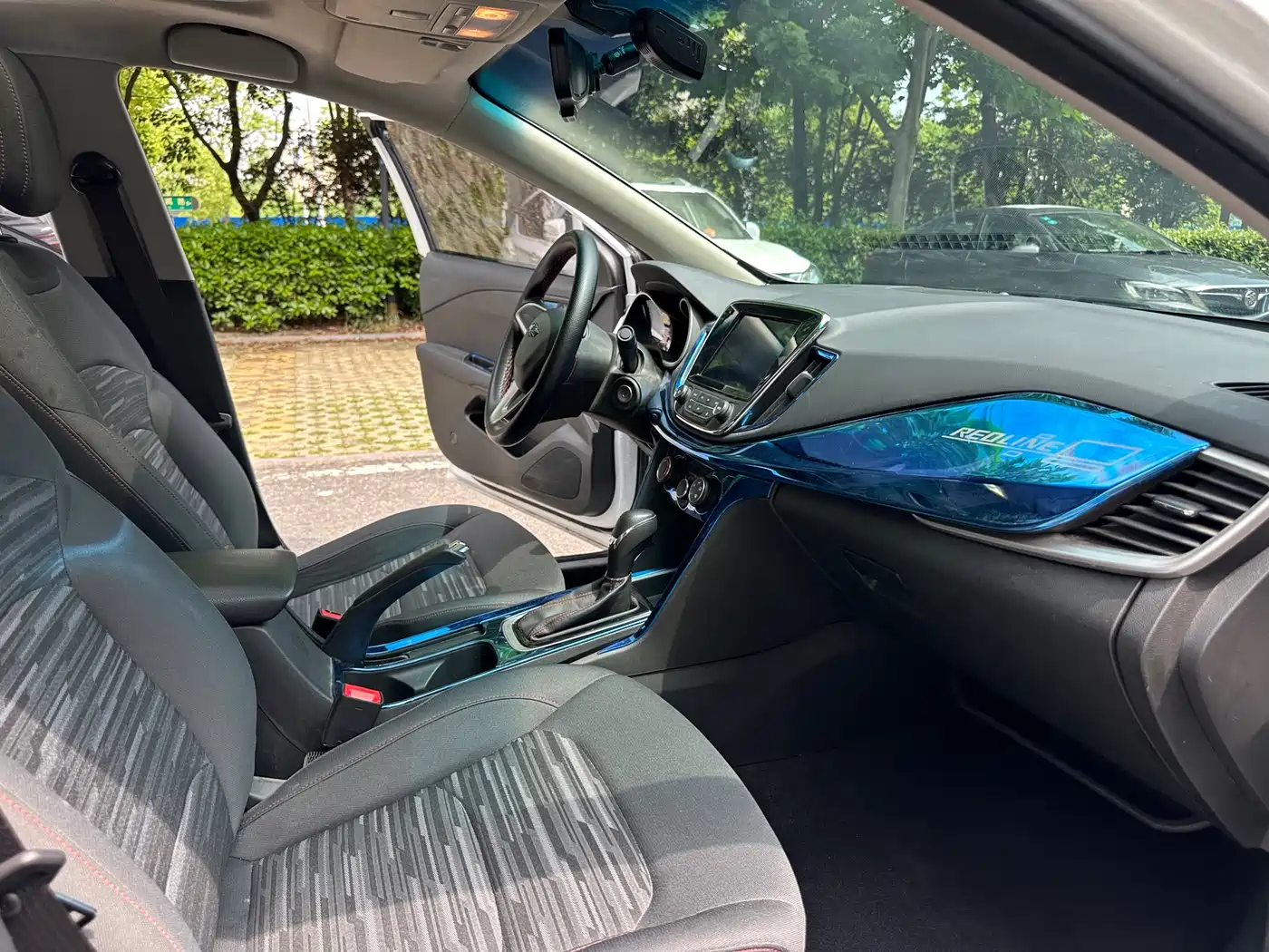 Chevrolet Monza 2019 Redline 320T DCT Joy Edition China VI фото 7