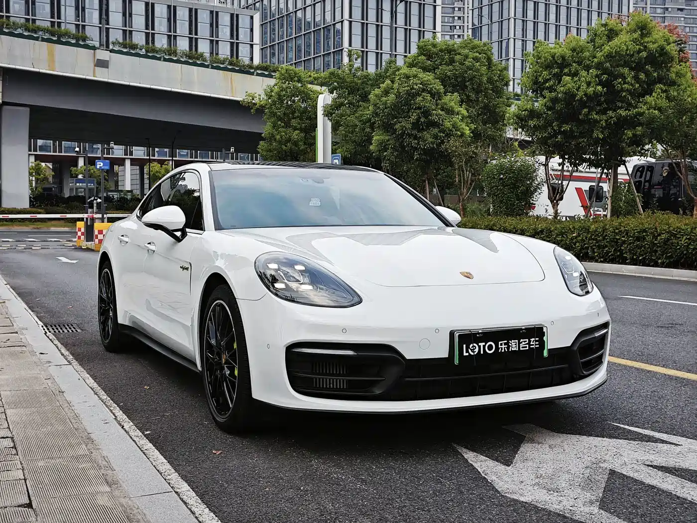 Porsche Panamera New Energy 2023 2022 Panamera 4 E-Hybrid 2.9T