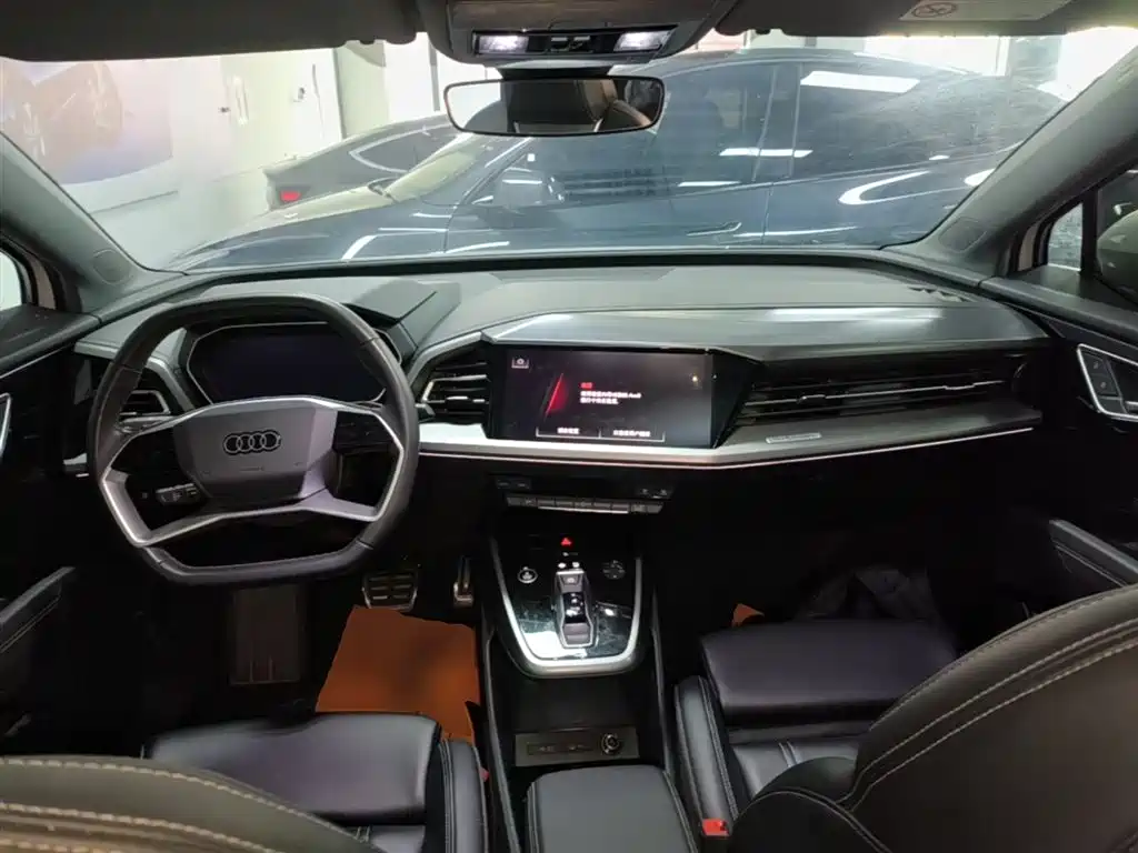 Audi Q4 e-tron 2024 40 e-tron Pioneer Edition фото 10