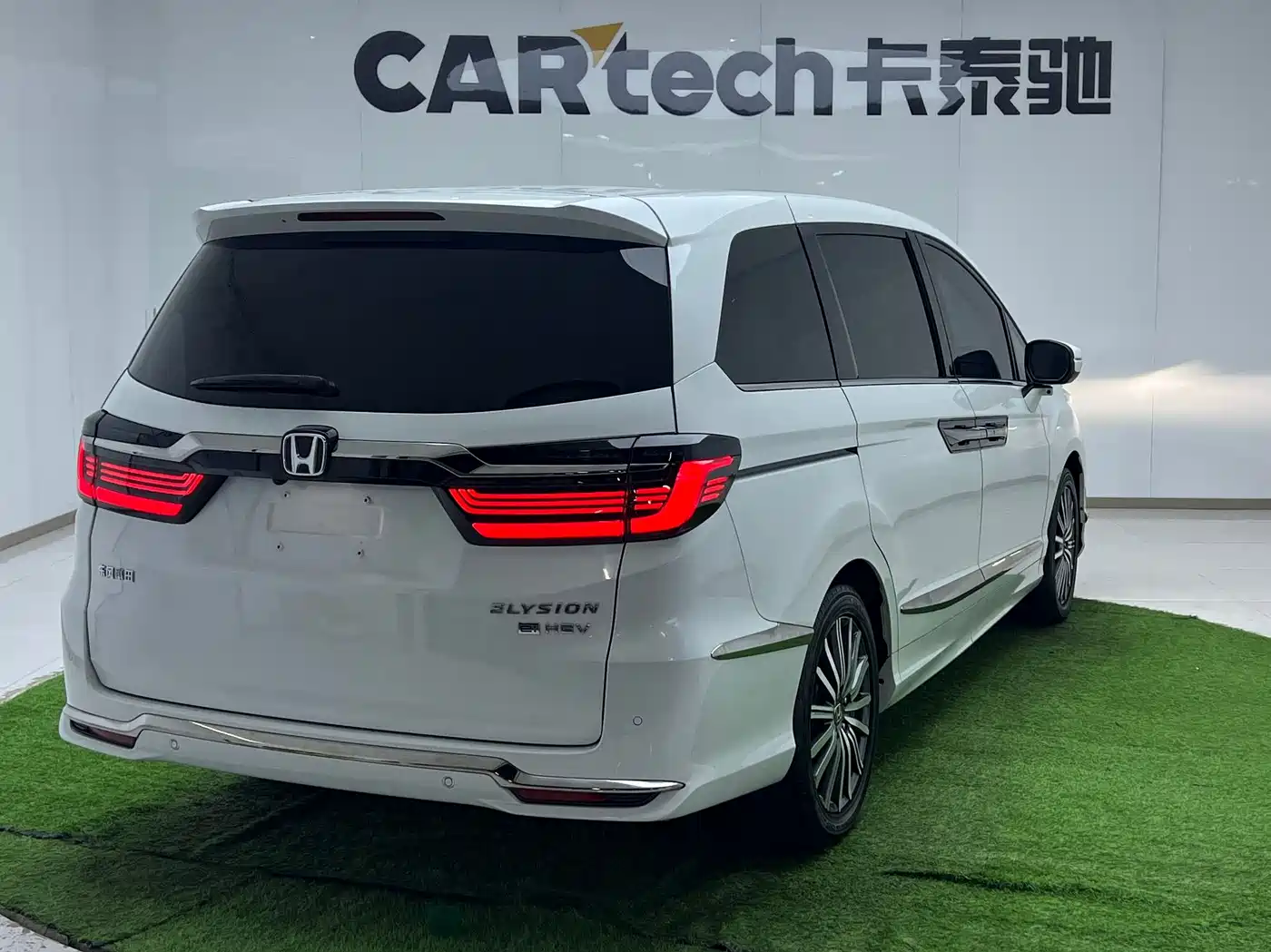 Honda Elysion 2023 2022 2.0L e:HEV Luxury