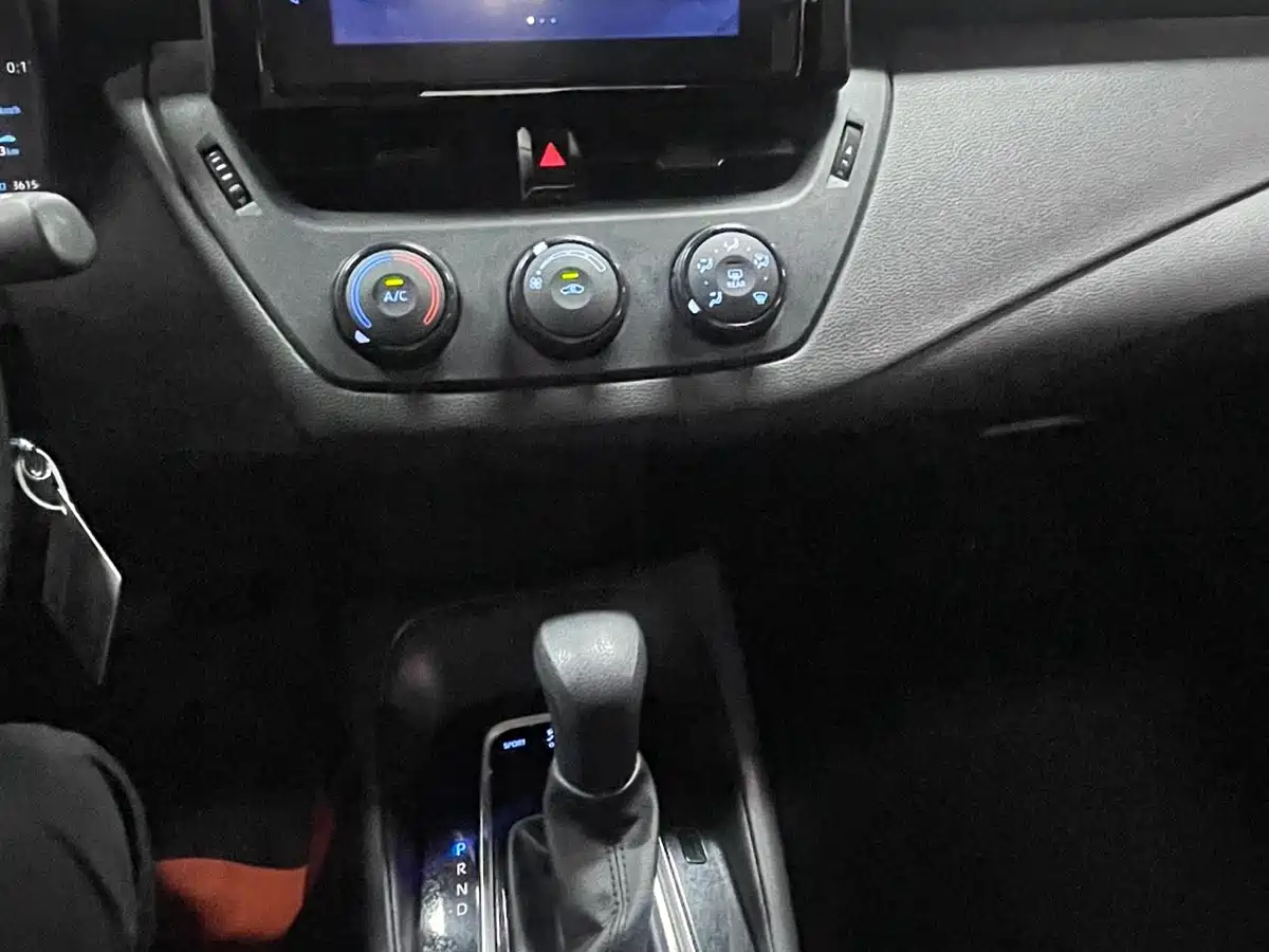 Toyota Corolla 2023 1.5L Pioneer Edition фото 15