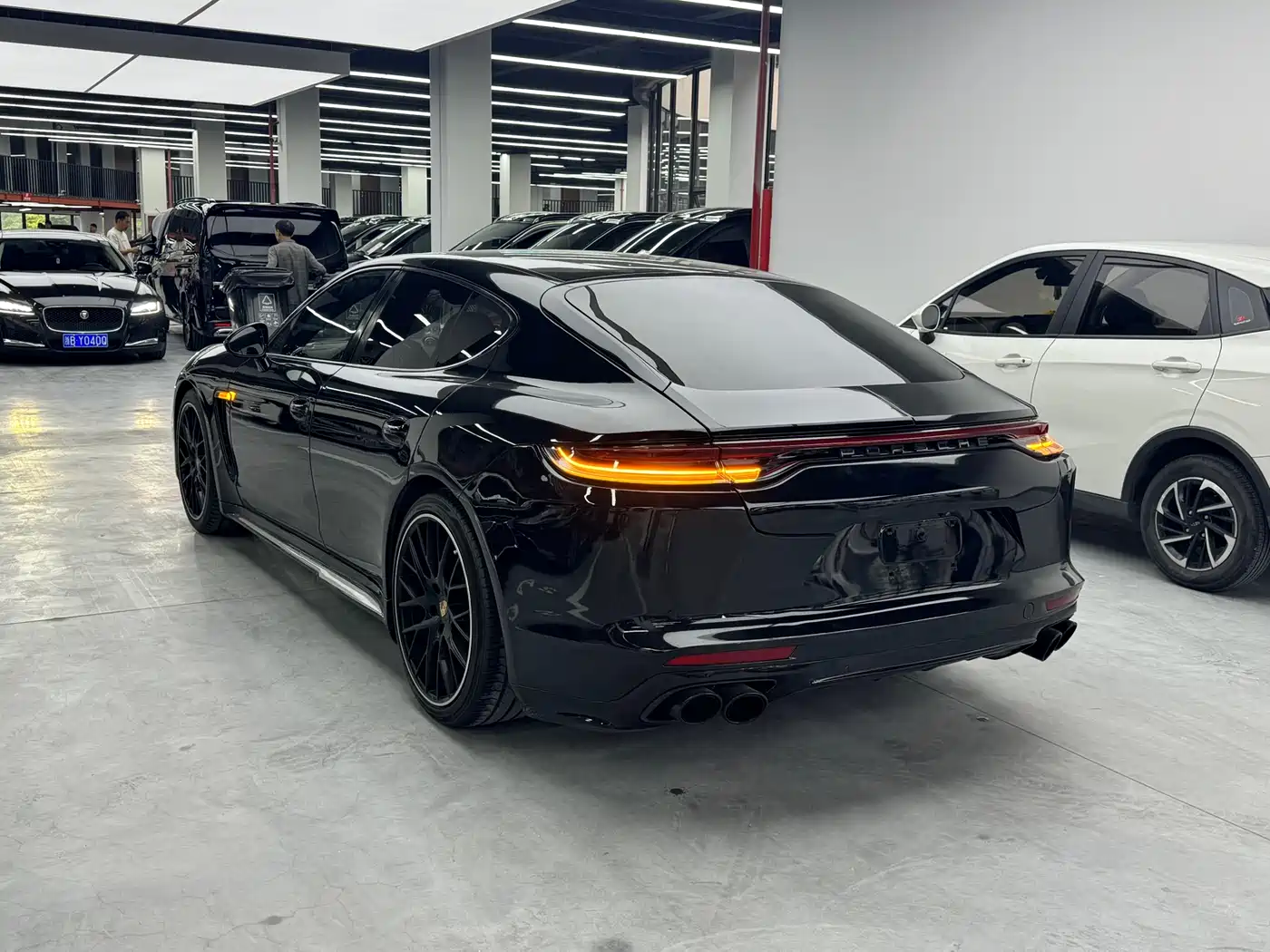 Porsche Panamera 2014 Panamera 3.0T фото 14