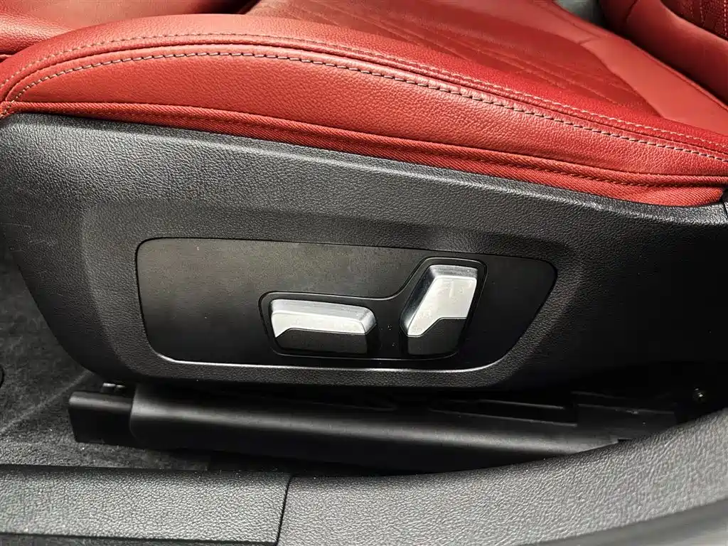 BMW 3 Series 2023 320Li M Sport Package фото 20