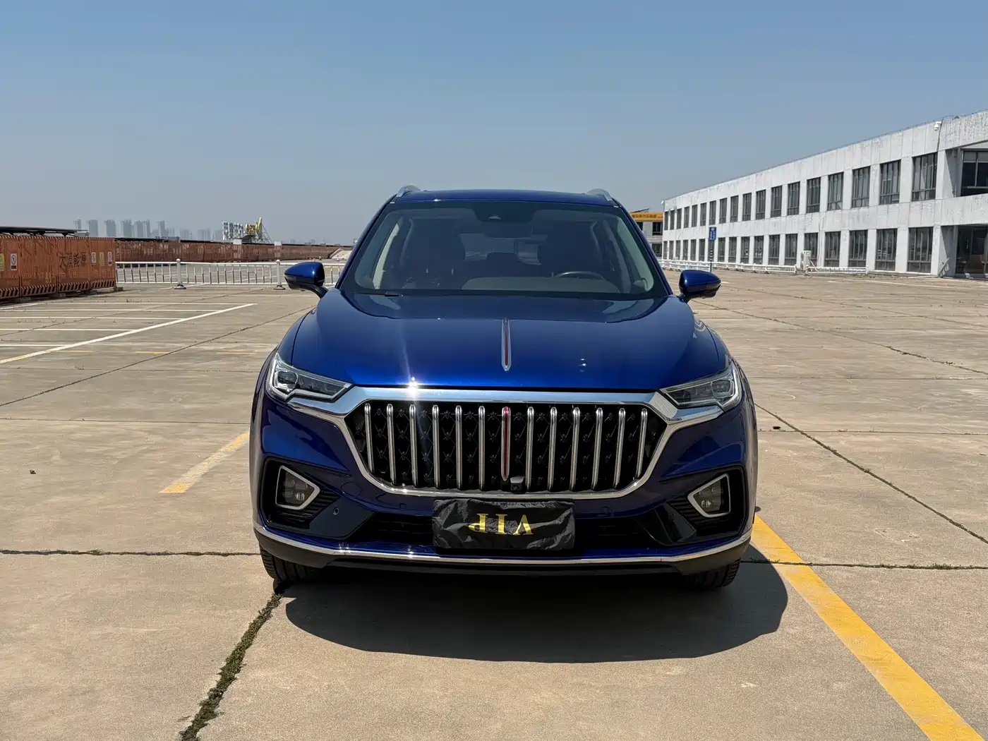 Hongqi HS5 2022 Facelift 2.0T Smart Flag Enjoyment Edition фото 2