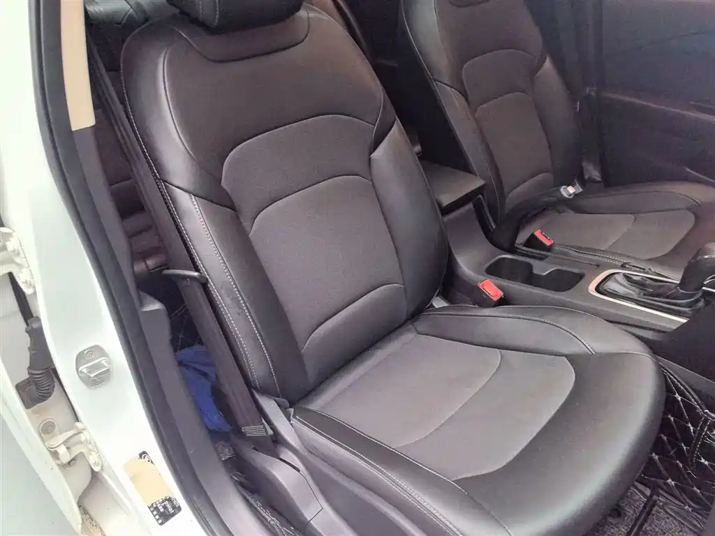 Chevrolet Cavalier 2019 320 Automatic Joy Edition фото 20
