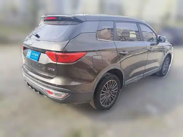 Sinotruk VGV VGV U70 2020 Model 1.5T Auto Smart Elite 7-Seater — фото 2