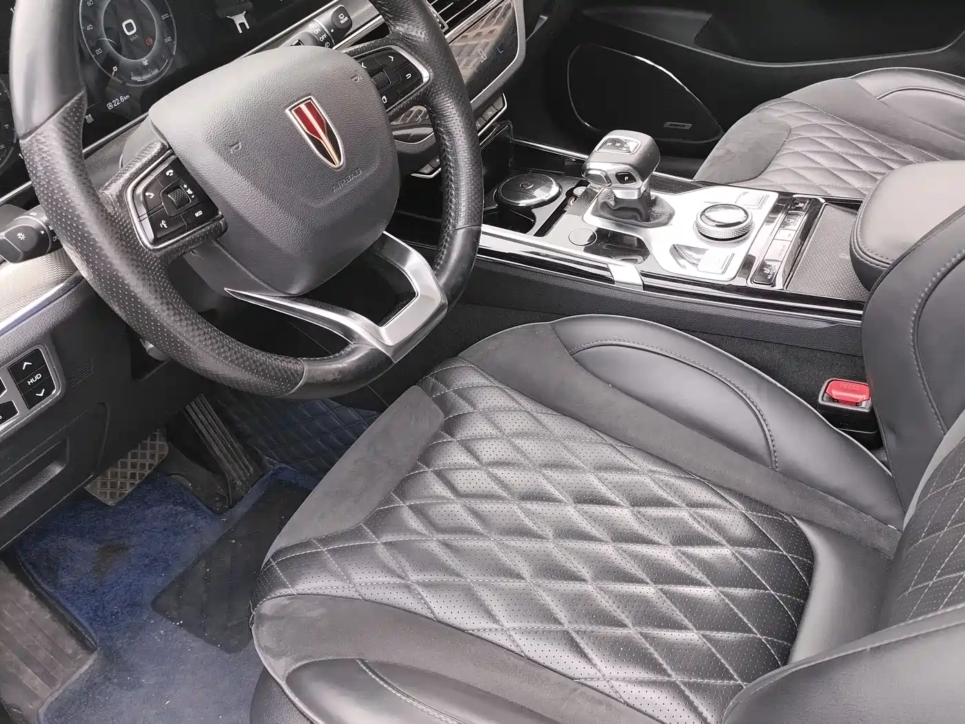 Hongqi HS5 2019 2.0T Smart Connect Joy Edition фото 4