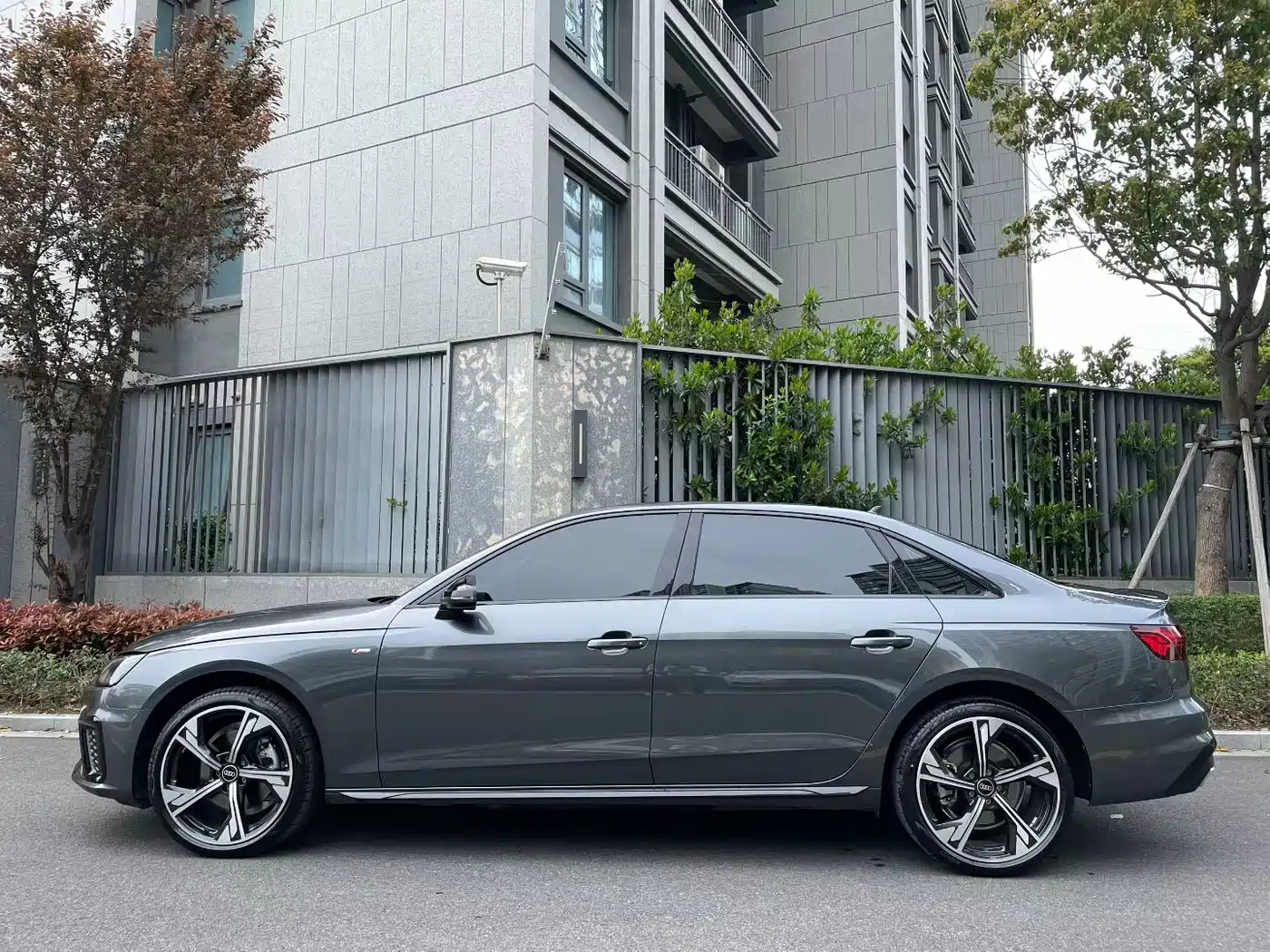 Audi A4L 2025 2 Million Celebration Edition 40 TFSI Fashion Dynamic фото 14