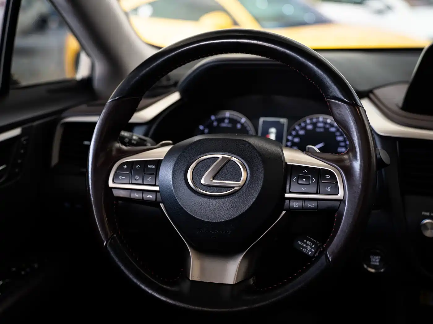 Lexus RX 2020 Facelift 300 AWD Elegance Edition фото 9
