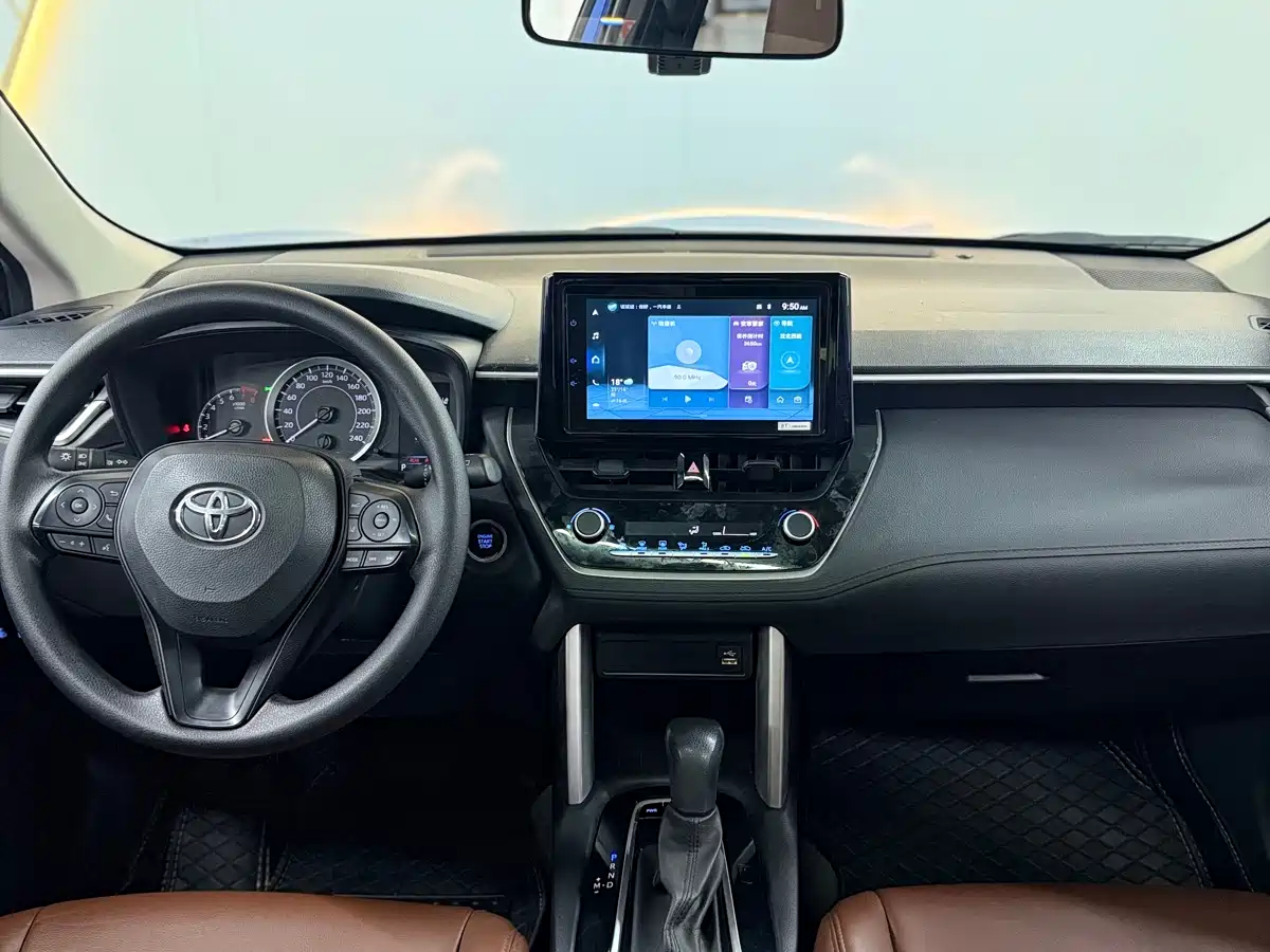 Toyota Corolla Cross 2022 2.0L Elite Edition фото 11