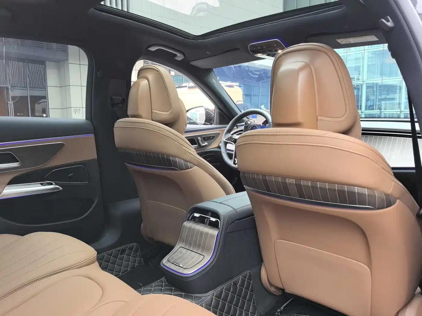 Mercedes-Benz E-Class 2025 Facelift E 300 L Fashion фото 12