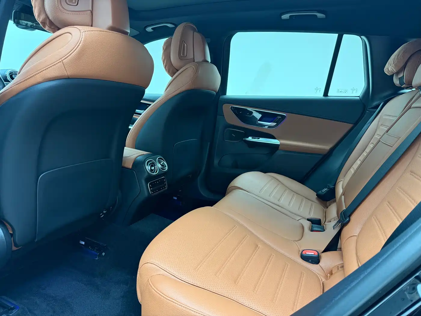 Mercedes-Benz GLC 2024 GLC 300 L 4MATIC Dynamic 5-seater фото 17