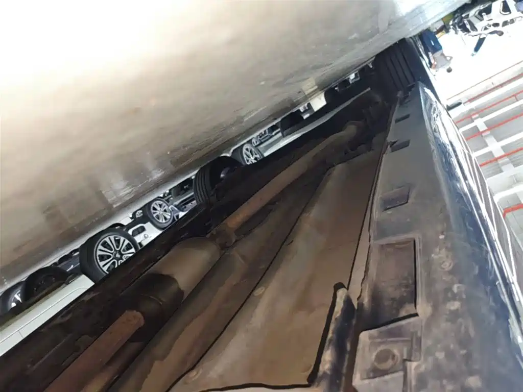 BYD Song MAX 2017 1.5T Auto Smart Connect Premium 7-seater фото 21