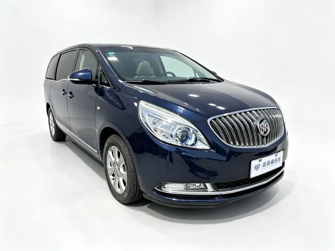 Buick GL8 2014 3.0L GT Luxury Business Elegance фото 3