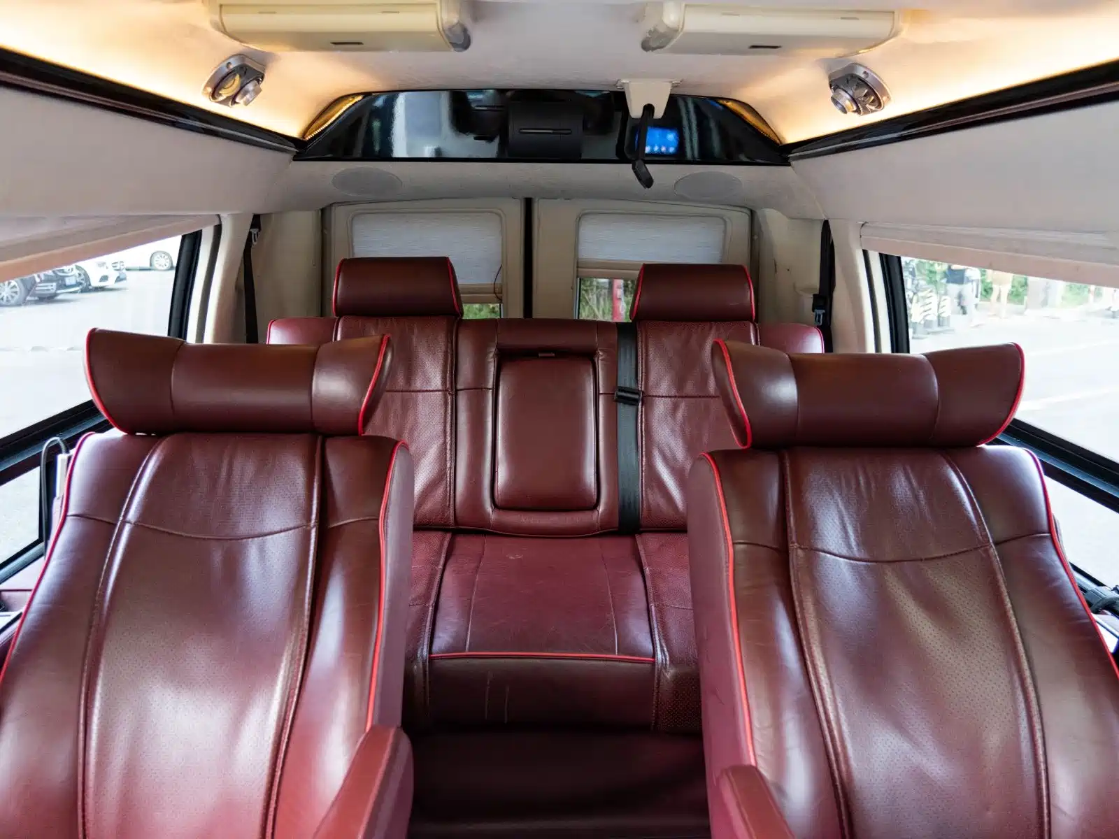 Photo 17 - GMC Savana