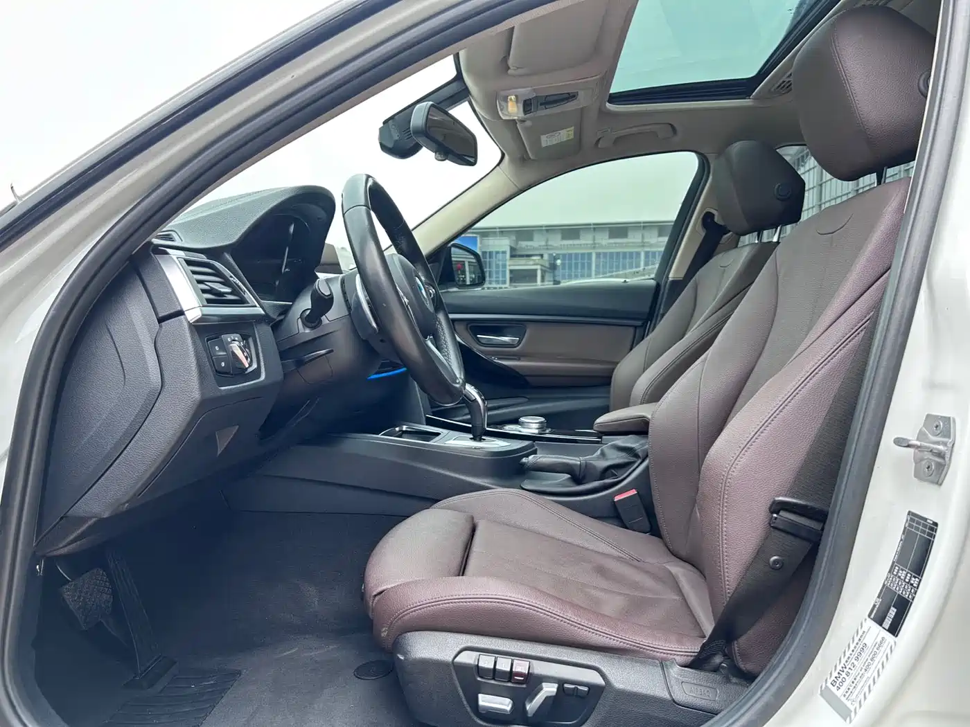 BMW 3 Series 2019 320Li M Sport Package фото 12