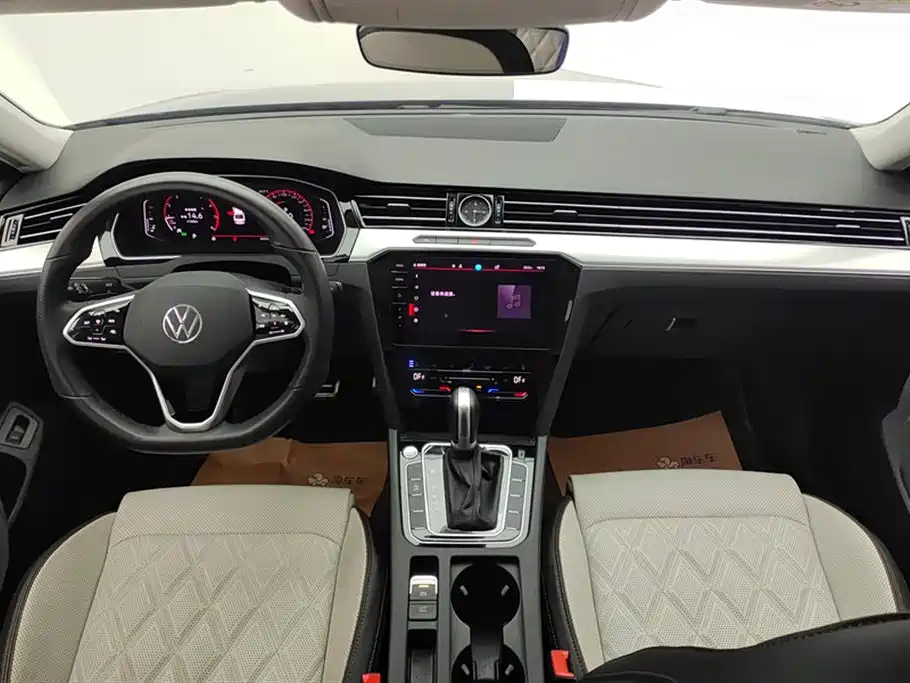 Volkswagen Magotan 2023 Model 2 Million Commemorative Edition 330TSI DSG Luxury фото 12