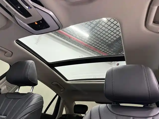 Hongqi H5 2023 1.5T DCT Smart Connect Joy Edition фото 12