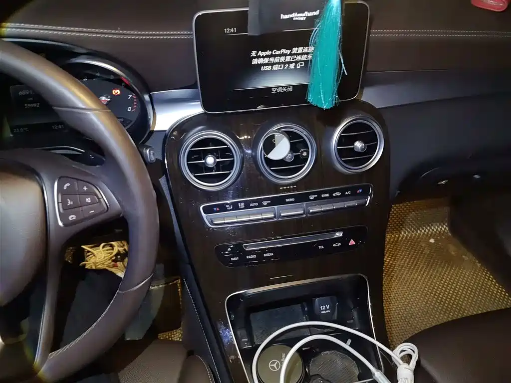 Mercedes-Benz GLC 2019 GLC 260 L 4MATIC Dynamic фото 10