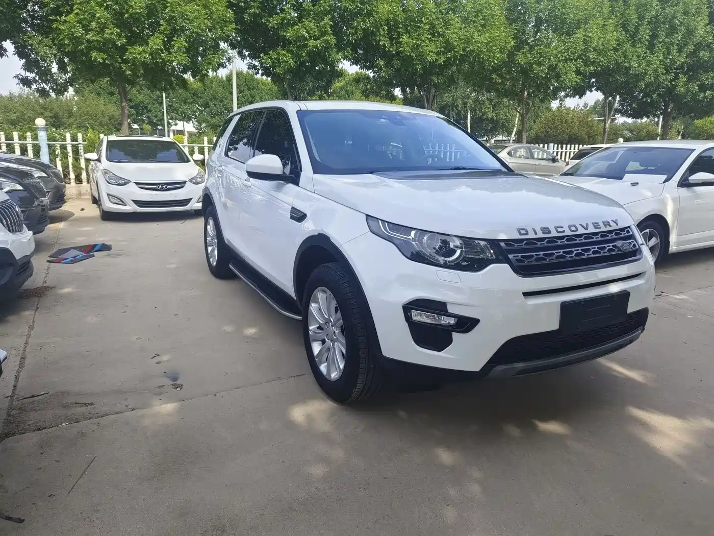 Land Rover Discovery Sport 2017 2.0T SE фото 3