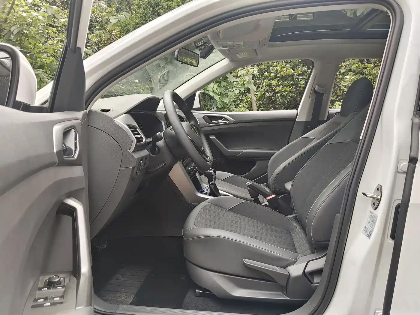 Volkswagen T-Cross 2022 280TSI DSG Comfort Edition фото 10
