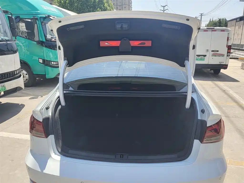 Audi A3 2016 Limousine 35 TFSI Progressive фото 19