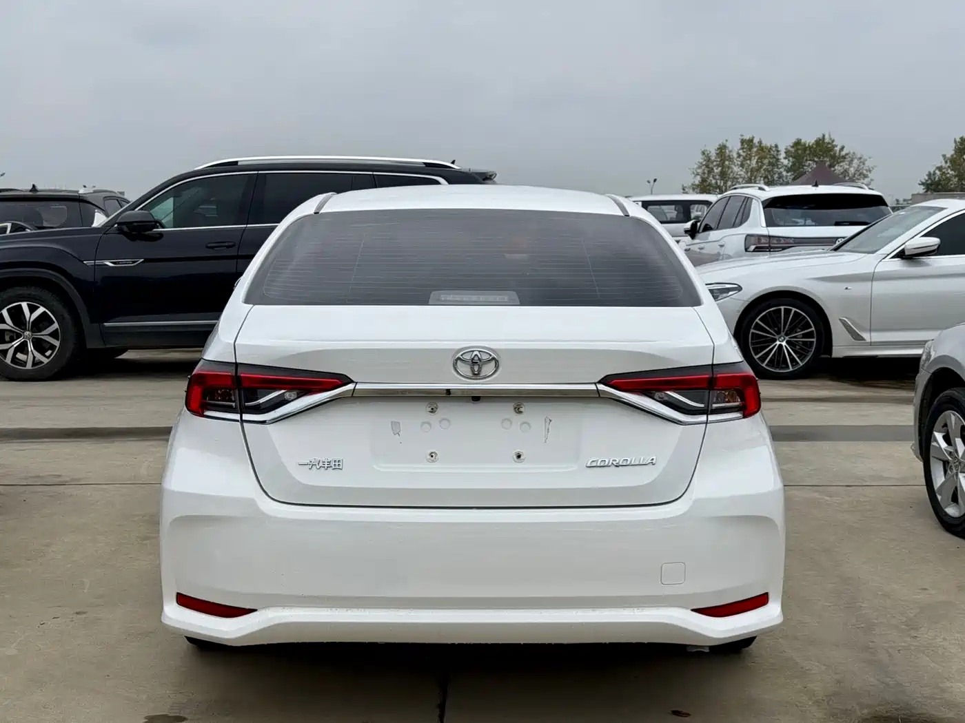 Toyota Corolla 2021 TNGA 1.5L CVT Elite Edition фото 13