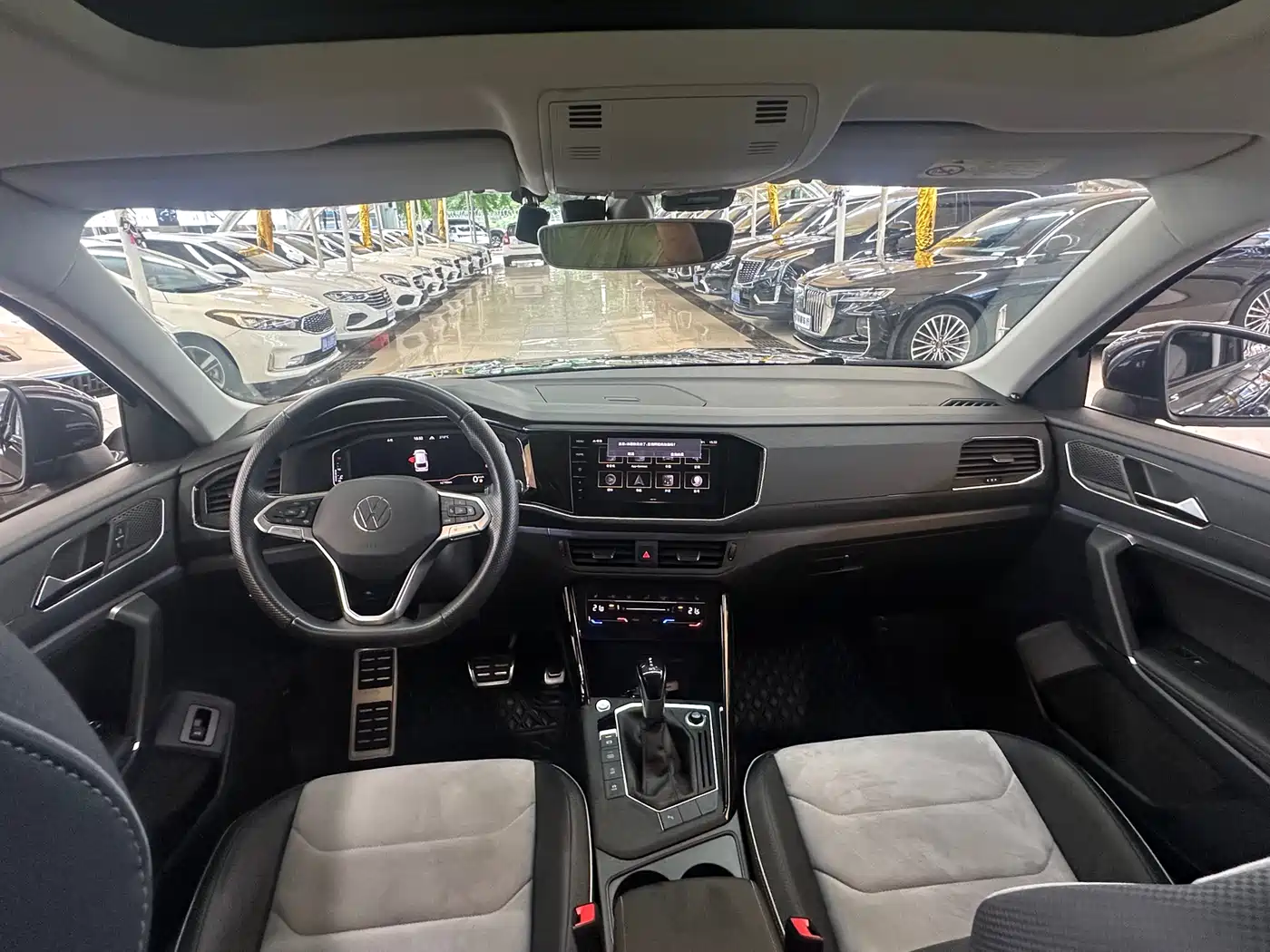 Volkswagen Tayron X 2020 330TSI 2WD Premium Smart Edition фото 9