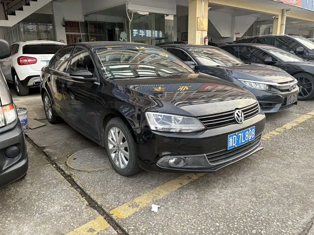 Volkswagen Sagitar 2014 1.4TSI Manual Luxury фото 2