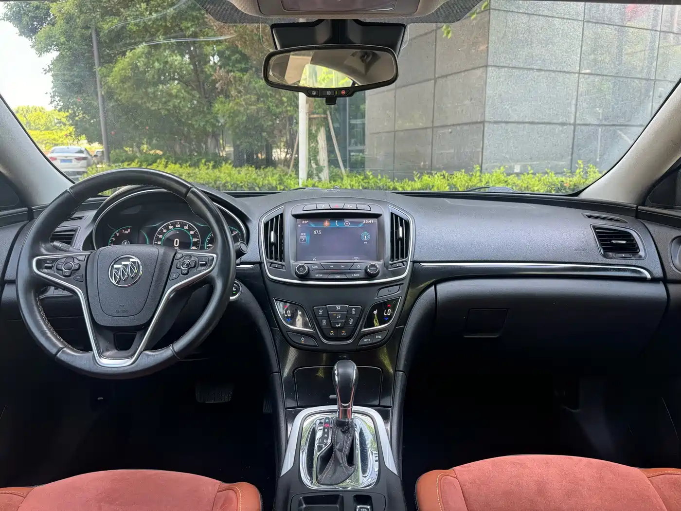 Buick Regal 2015 1.6T Elite Tech Edition фото 20