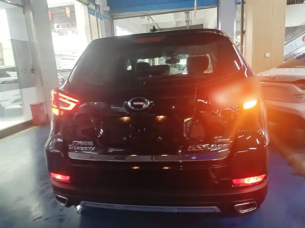 GAC Trumpchi Trumpchi GS5 Super 2015 1.8T Automatic 2WD Luxury Edition фото 6