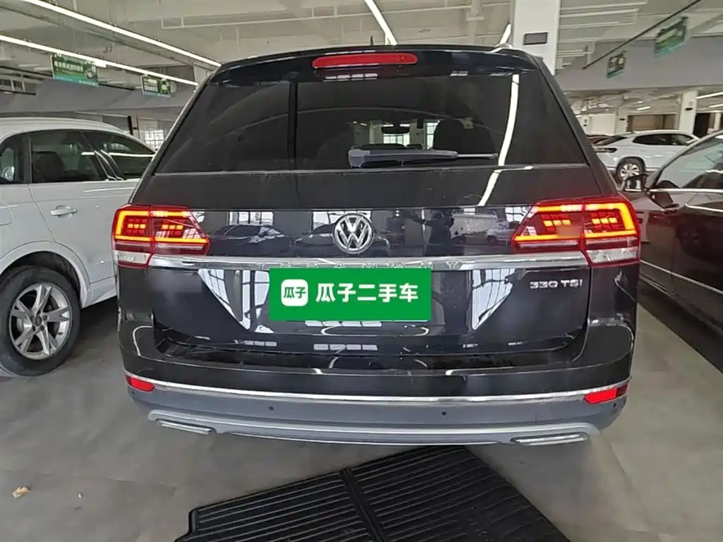 Volkswagen Teramont 2019 330TSI 2WD Luxury China V фото 6