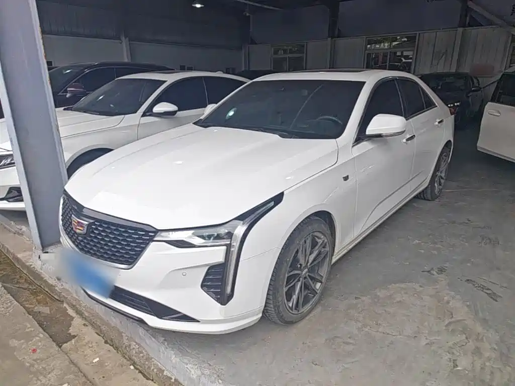 Cadillac CT4 2022 28T Luxury Model