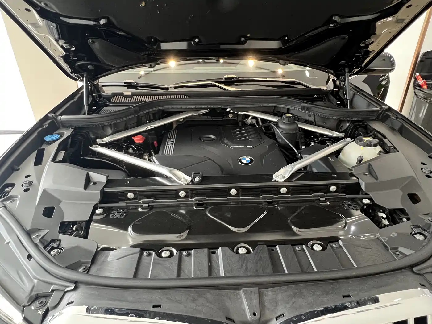 BMW X5 2022 xDrive 30Li Premium M Sport Package фото 23