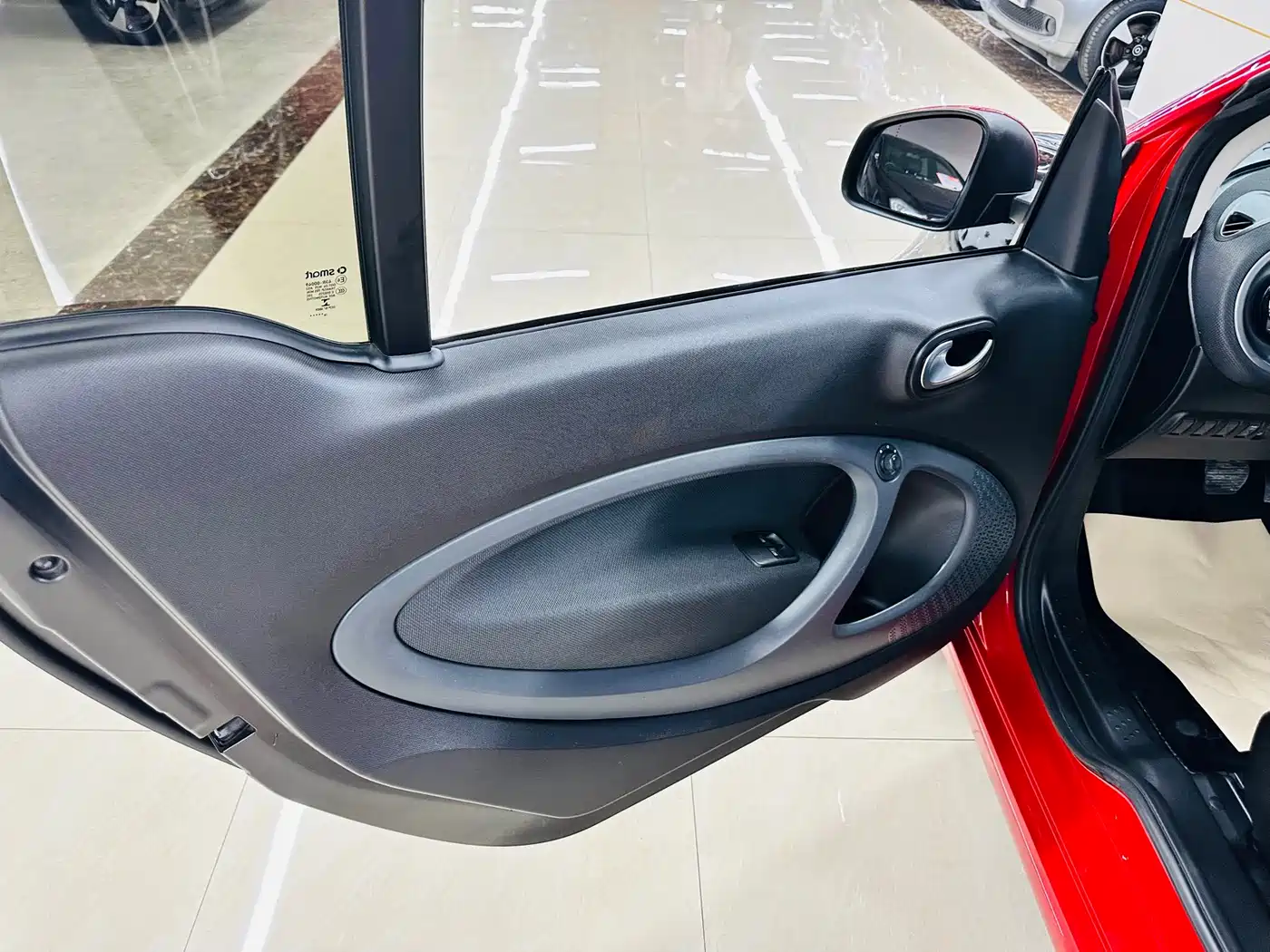 smart fortwo 2019 2019 0.9T 66kW Hardtop Wind Edition China VI