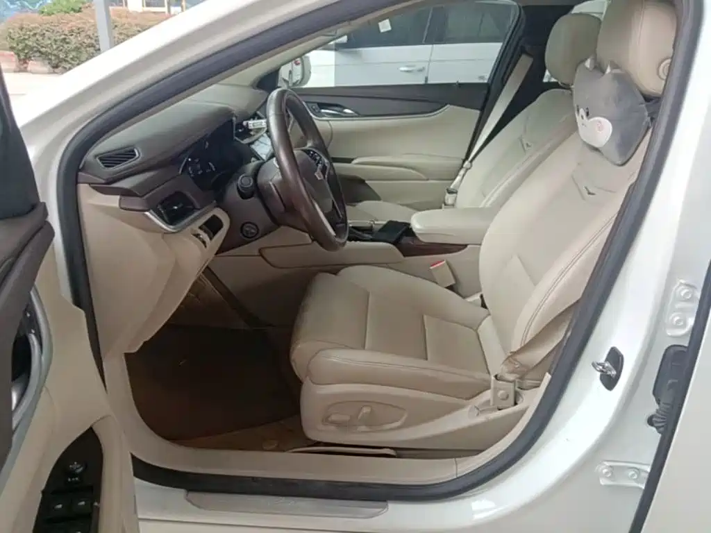 Photo 15 - Cadillac XTS