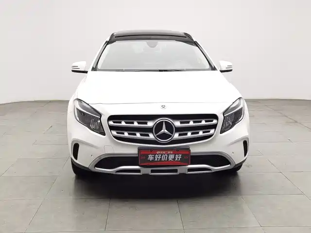 Mercedes-Benz GLA 2017 GLA 200 Dynamic — фото 3