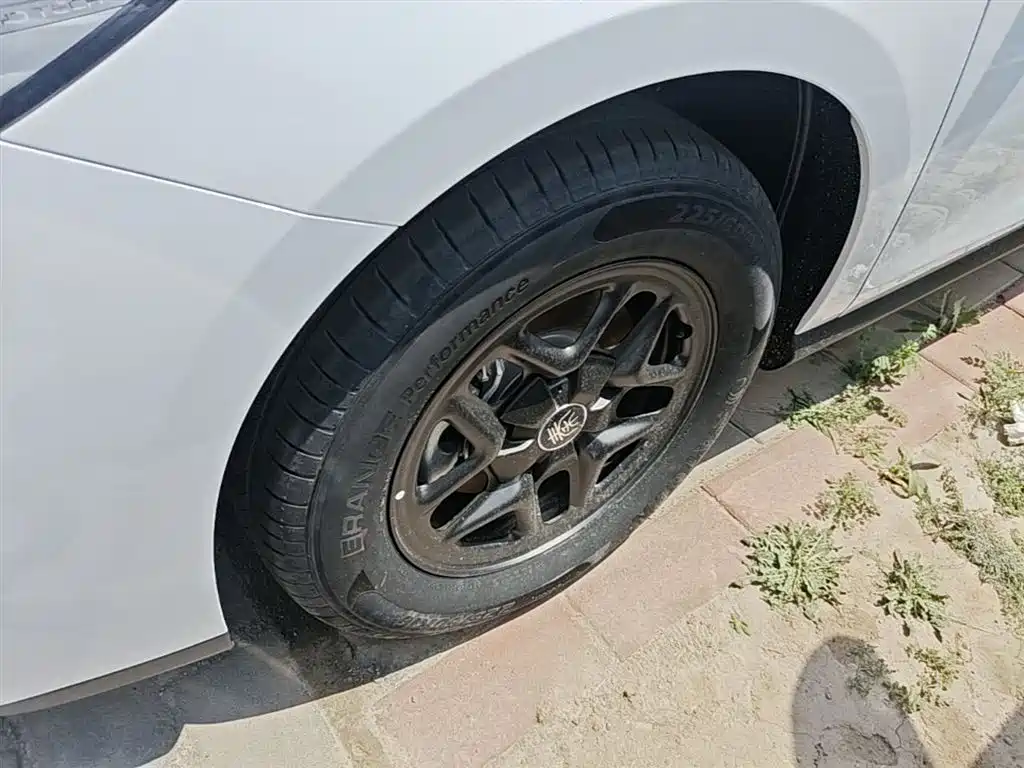 BYD Qin PLUS 2026 DM-i Smart Edition 128KM Progressive фото 23