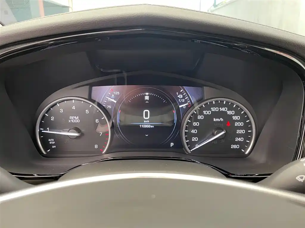 Cadillac XT5 2018 25T Luxury фото 13