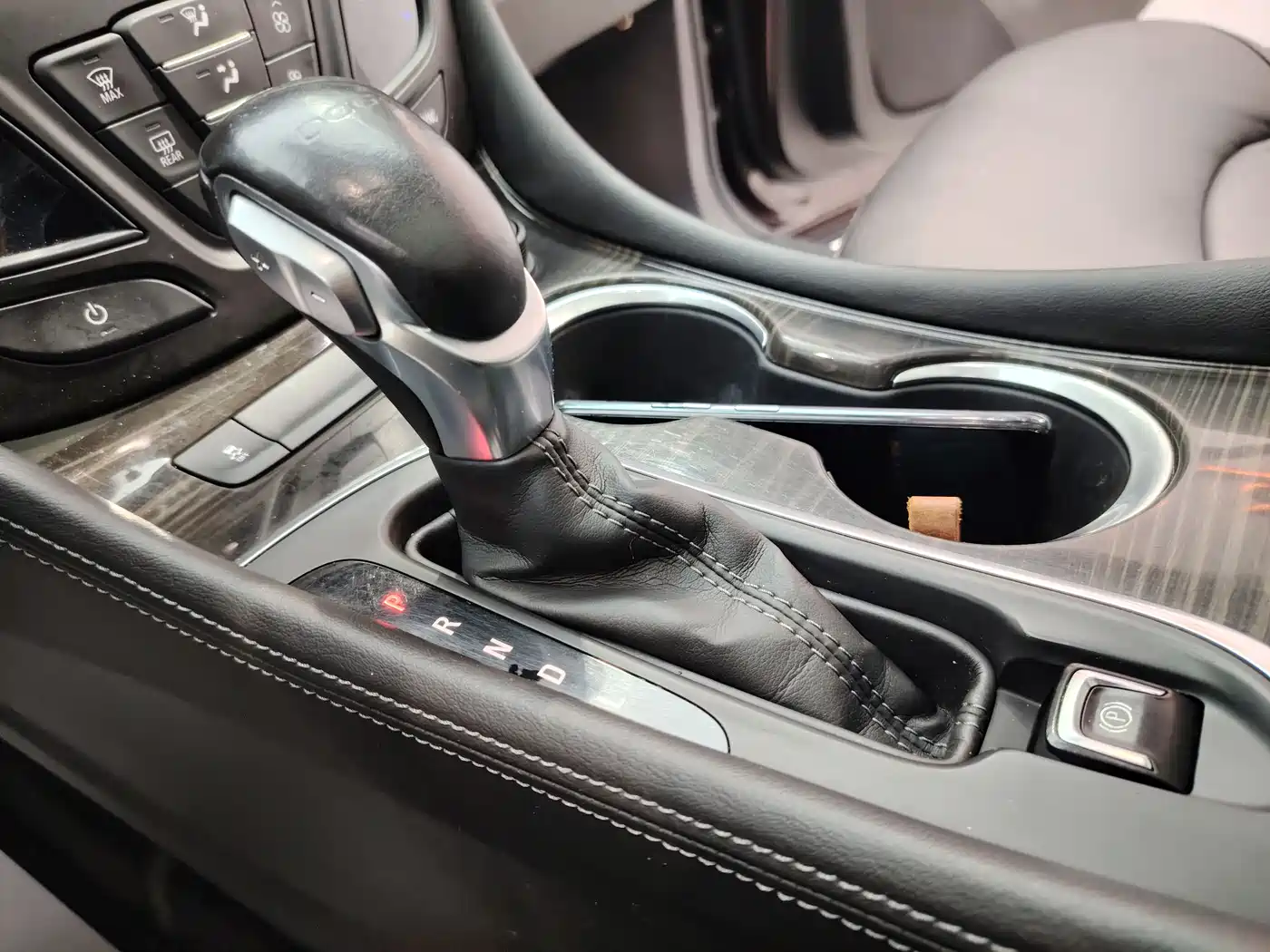 Buick Envision Plus 2019 20T FWD Elite Model China VI фото 9