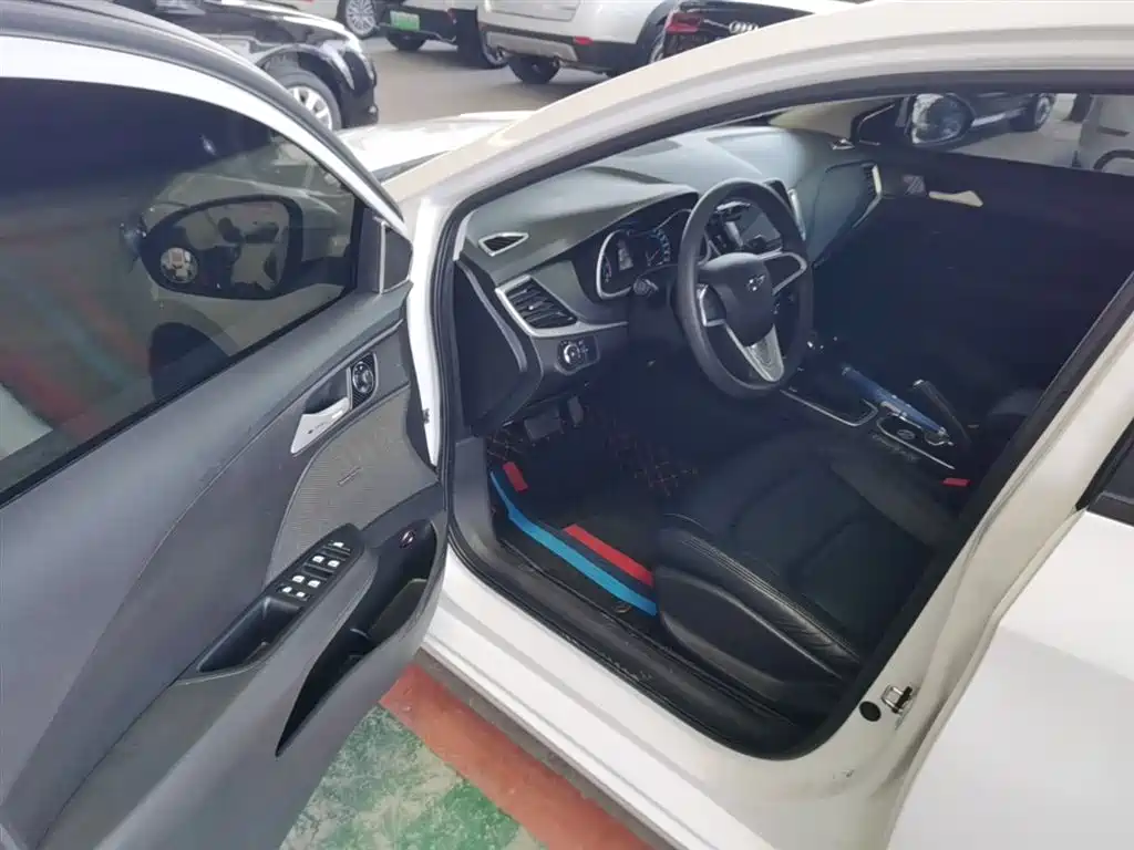 Chevrolet Cavalier 2019 320 Auto Sunroof Enjoyment Edition фото 16