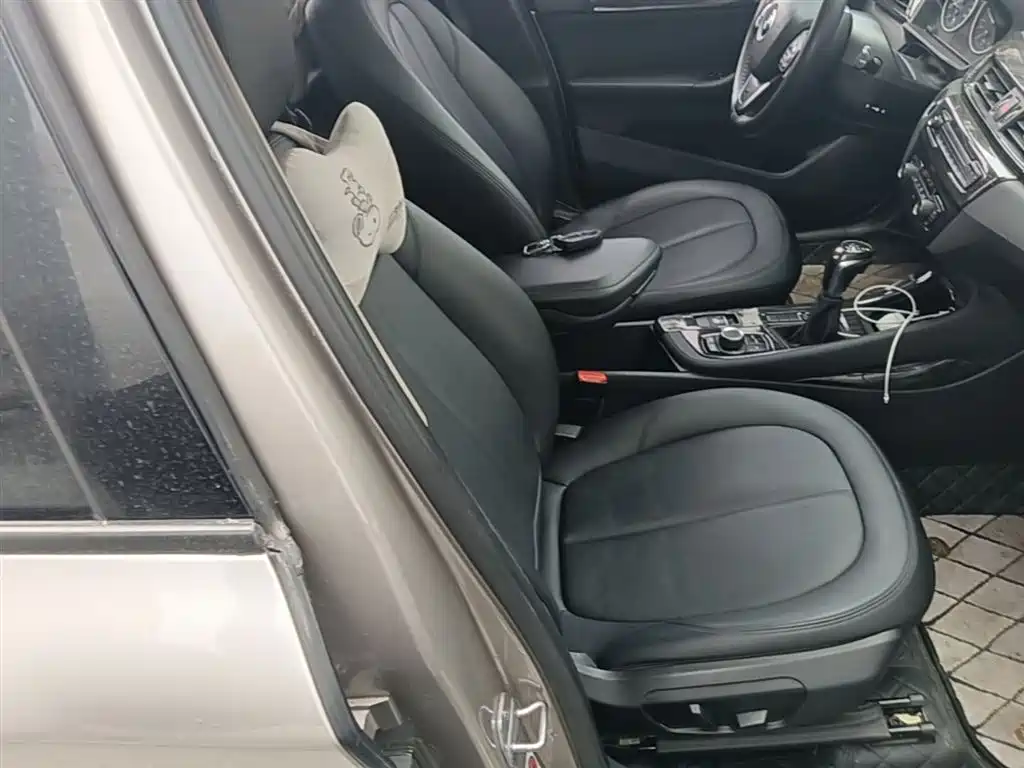 BMW X1 2016 sDrive18Li Fashion Model фото 25