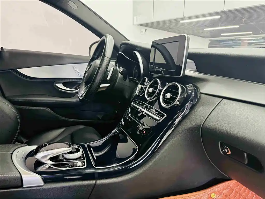 Mercedes-Benz C-Class 2016 C 200 Sport фото 28