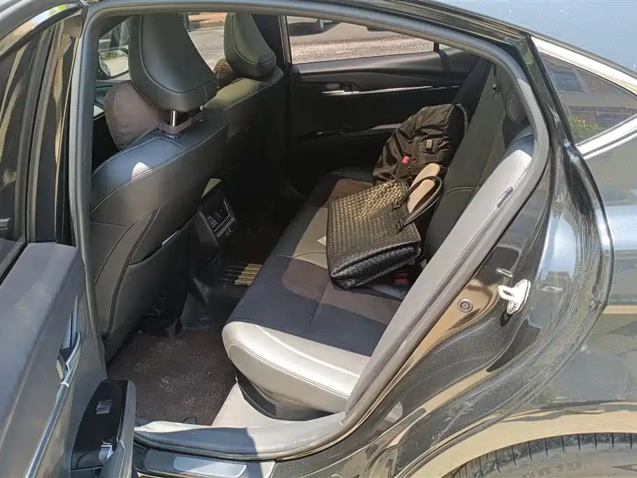 Toyota Camry 2024 Model Dual Hybrid 2.0HXS Sport Plus Edition фото 11