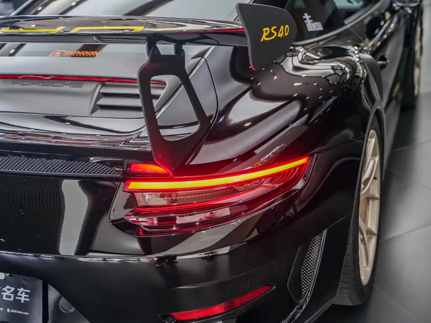 Porsche 911 2018 GT3 RS 4.0L фото 15