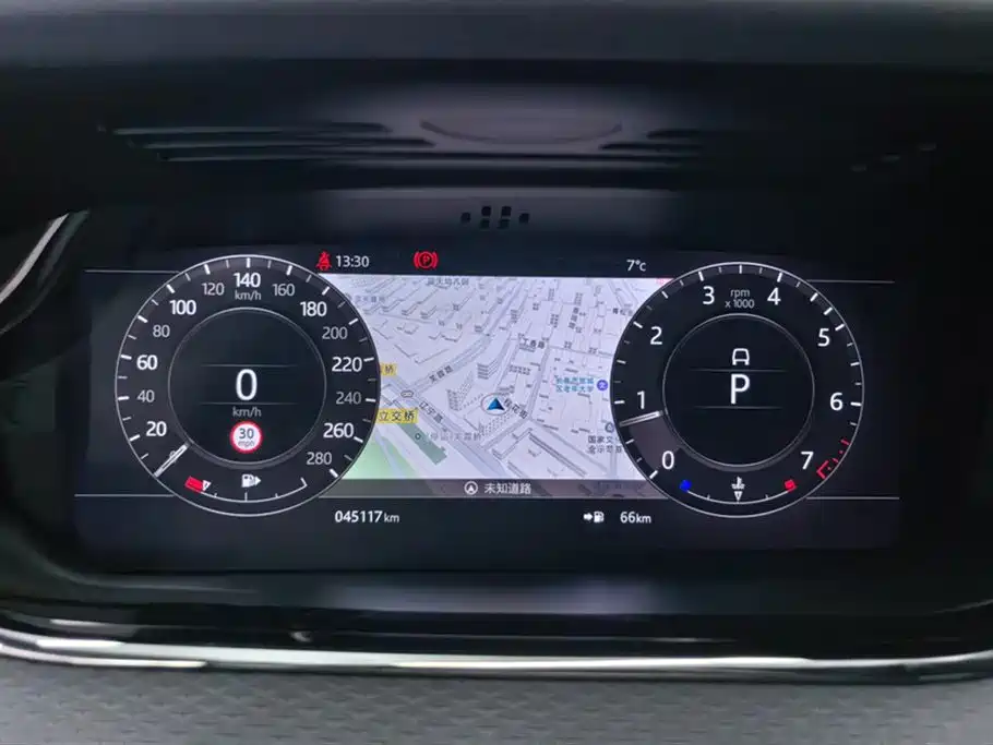 Land Rover Range Rover Evoque 2020 Model 249PS R-DYNAMIC S Gloss Black Sport Edition фото 14